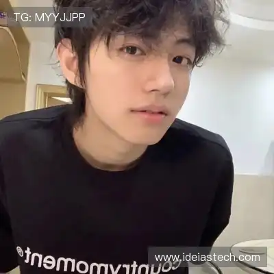 鲁羿嵩